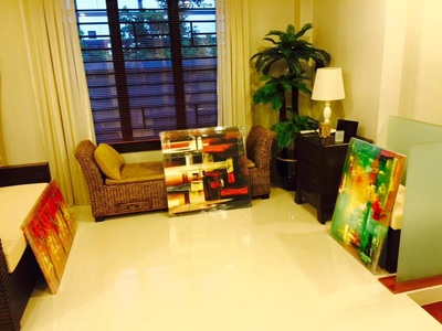 Affordable Contemporary Green Abstract Oil Painting Made On Canvas In Malaysia Office/ Home @ ArtisanMalaysia.com