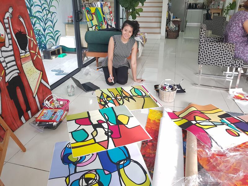 Affordable Custom Made Colourful Abstract Oil Painting On Canvas In Malaysia Affordable Custom Made Hand-painted Artistic Mid-Century Modern Stunning Audrey Of Mulberry Tristan Eaton Street Girl Art Oil Painting In Malaysia Office/ Home @ ArtisanMalaysia.com