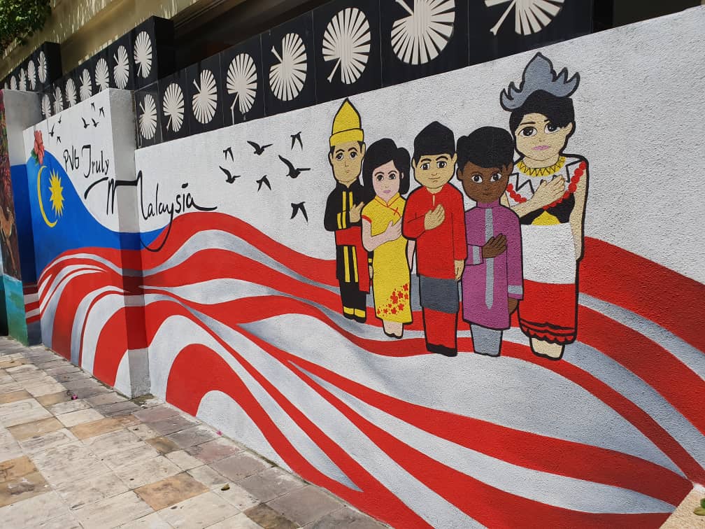 Affordable Multiracial Culture Mural art in Malaysia